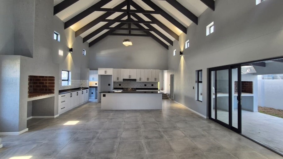 4 Bedroom Property for Sale in Laguna Western Cape